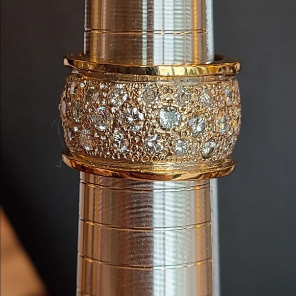 14K Gold & Diamond Ring - Picture 8 of 13
